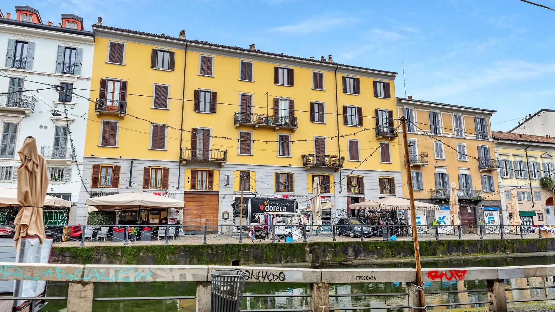 Naviglio 13 - Welcomely Милан 0*,  Италия